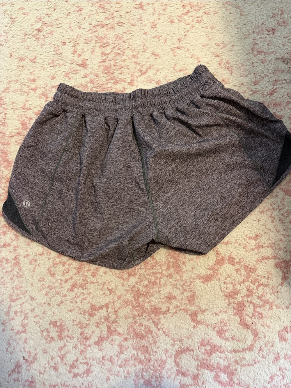 lululemon athletica Hotty Hot High-Rise Lined Short 2.5"